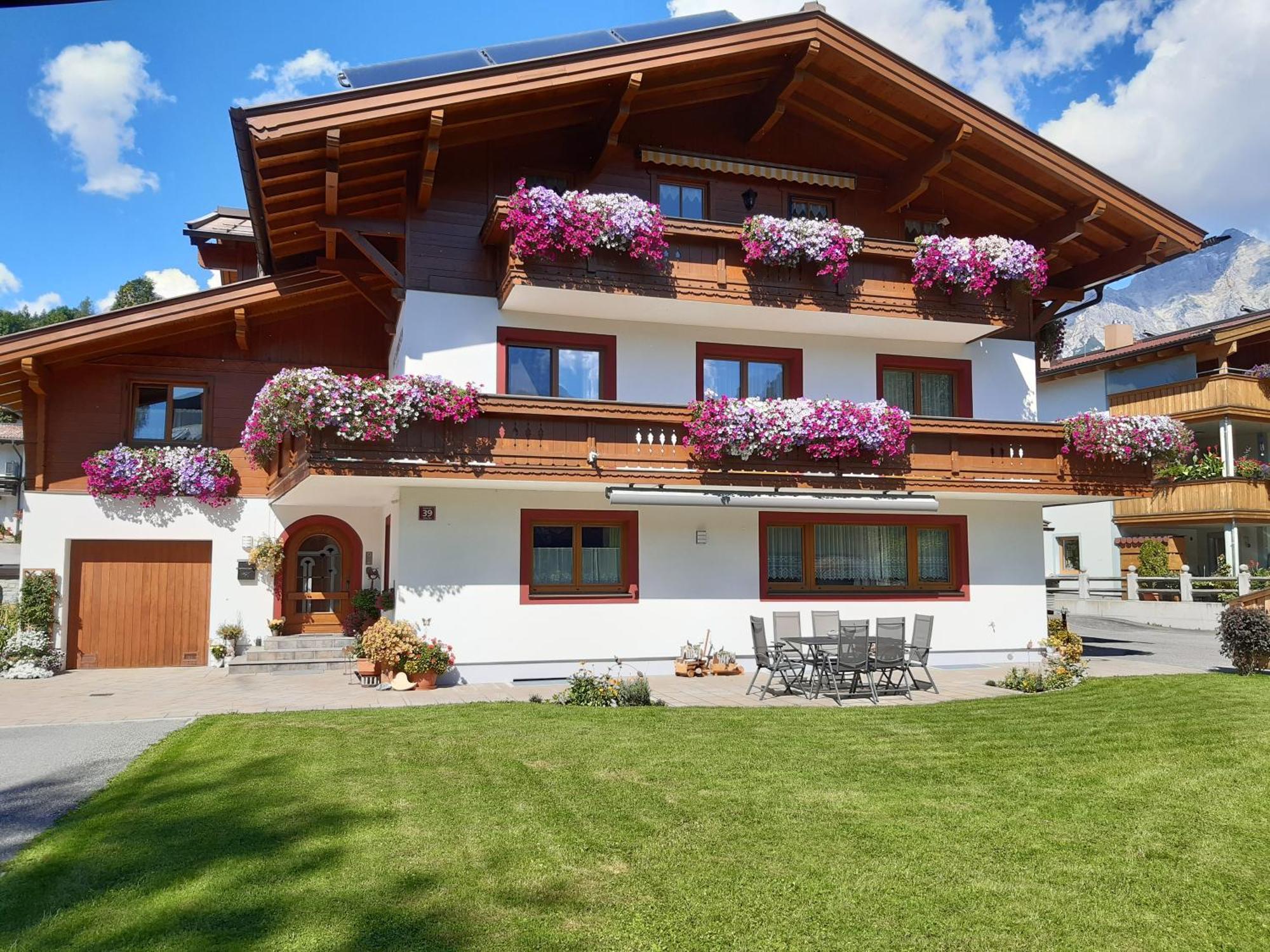 Haus Sommerstein มาริอาอาล์ม อัม ชไตเนอร์เนินเมียร์ ภายนอก รูปภาพ